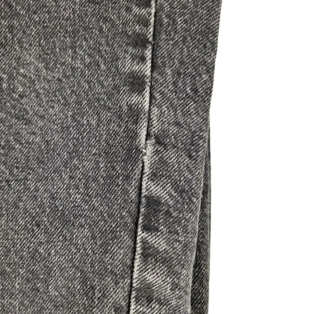 Zara pants are Mom Fit (or 